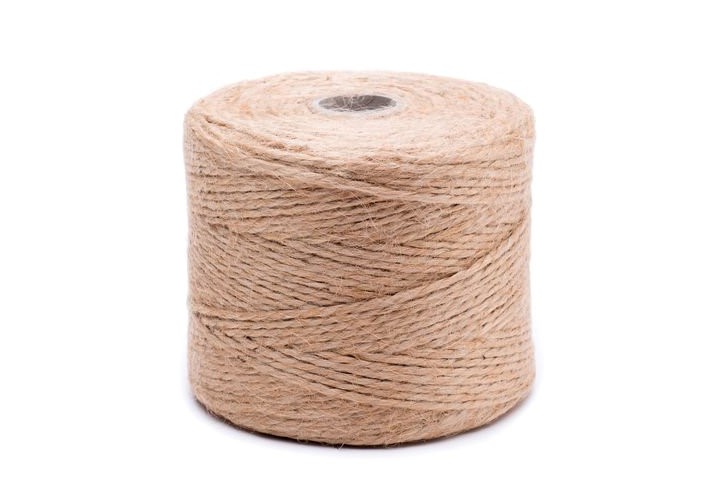 SZNUREK SZPAGAT JUTOWY 500g/250m /6/